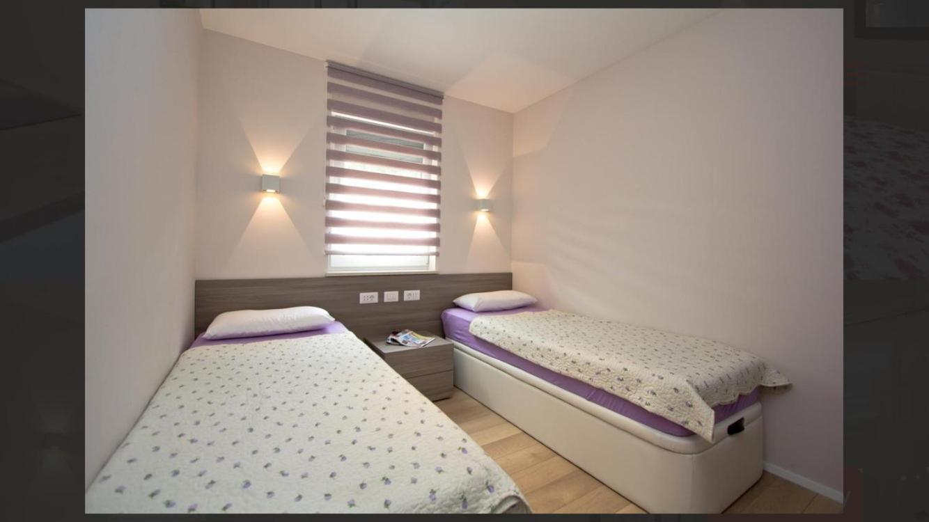 Adria Apartments 포레치 외부 사진